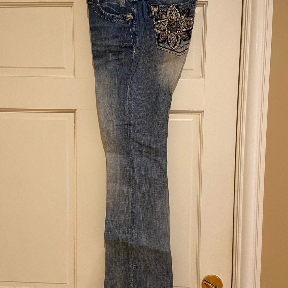Miss Me Signature Rise Bootcut Jeans - Picture 4 of 6